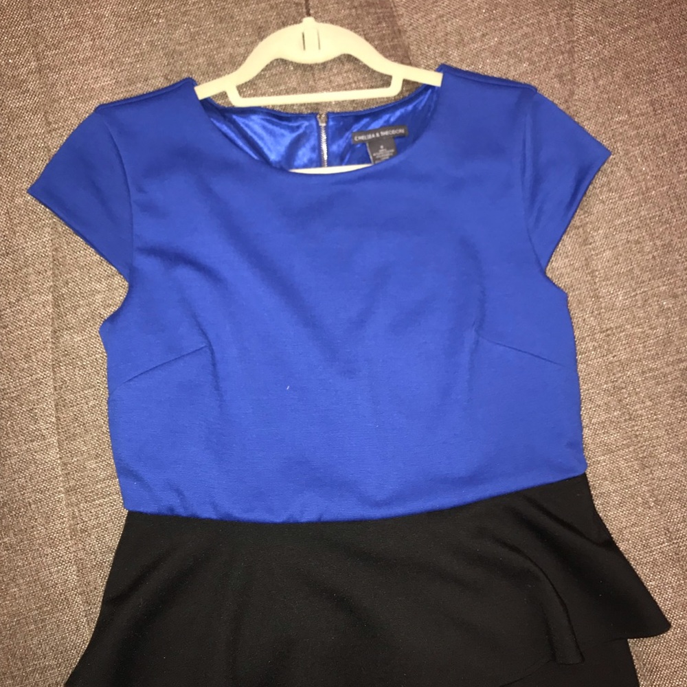 Dress - Picture 4 of 4